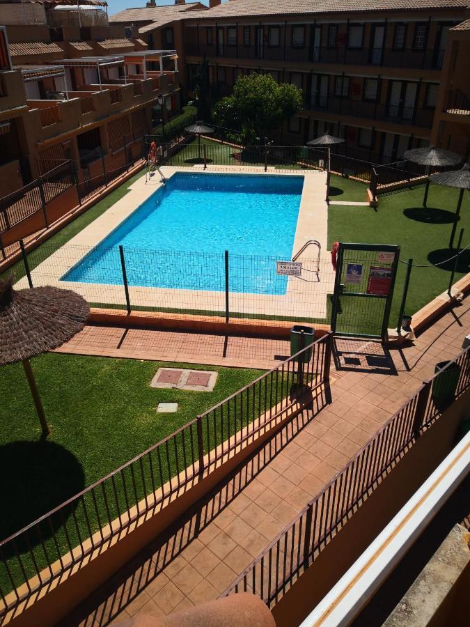 Marina De Casares Suites San Luis de Sabinillas Buitenkant foto