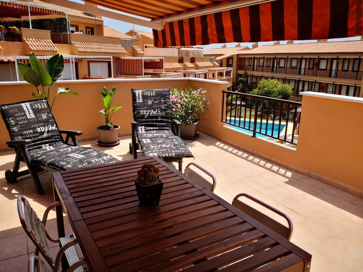 Marina De Casares Suites San Luis de Sabinillas Buitenkant foto