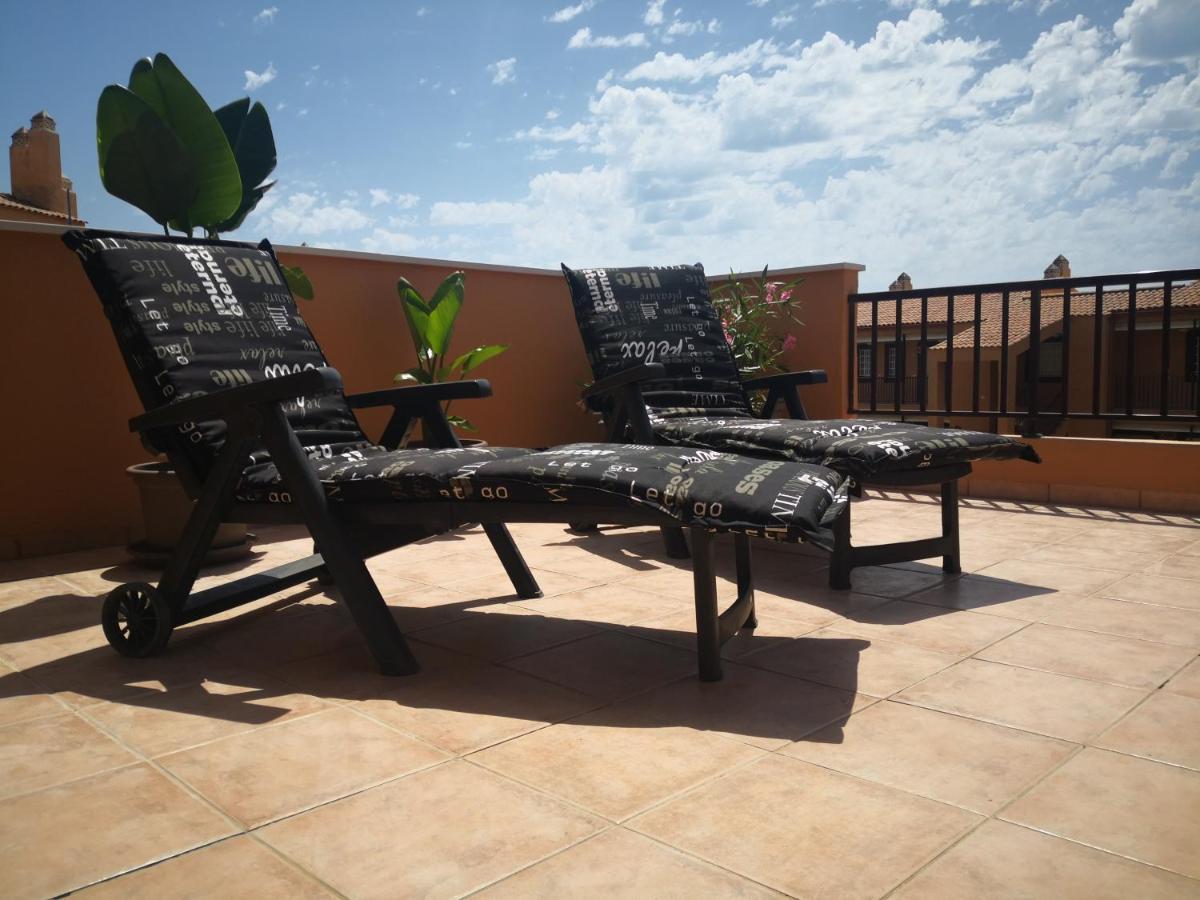 Marina De Casares Suites San Luis de Sabinillas Buitenkant foto