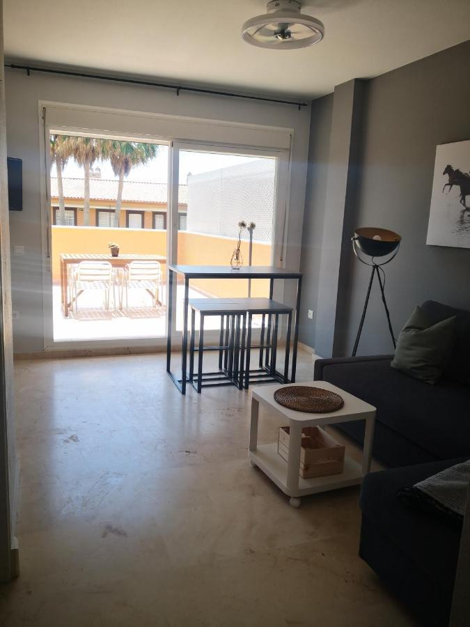 Marina De Casares Suites San Luis de Sabinillas Buitenkant foto